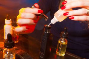 چرا ویپ میکشم گلوم رو میزنه ؟ 5 چرا-ویپ-میکشم-گلوم-رو-میزنه-؟ویپ-دیاکو