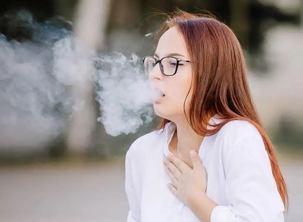 چرا ویپ میکشم گلوم رو میزنه ؟ 1 چرا-ویپ-میکشم-گلوم-رو-میزنه-؟ویپ-دیاکو