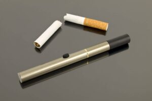 5 نکته ترک سیگار با ویپ و پاد 8 5-نکته-ترک-سیگار-با-ویپ-و-پاد